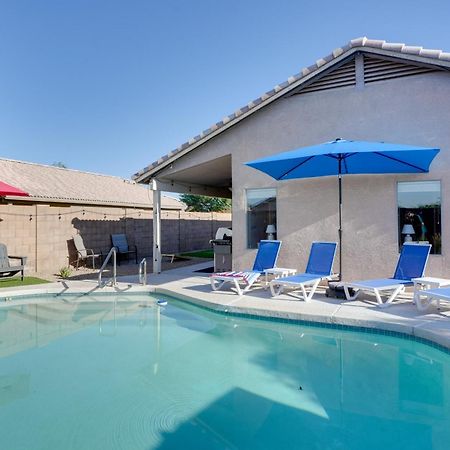 Вілла Sunny Surprise Getaway With Private Yard And Pool Екстер'єр фото